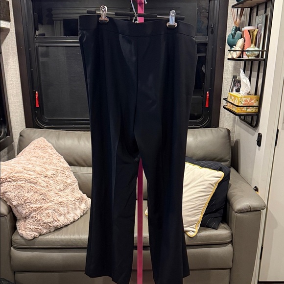 Dana Buchman Classic Black Trousers size 16 - Picture 3 of 6